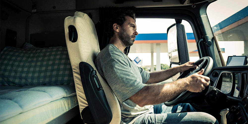 practices to be followed in summers for truck drivers